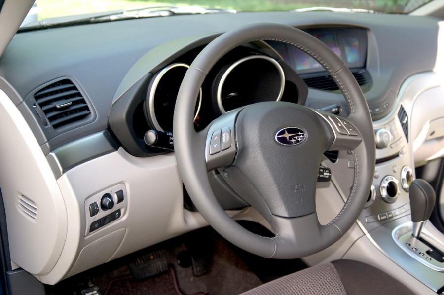  Subaru Tribeca 2008 года  (фото 40 из 109)